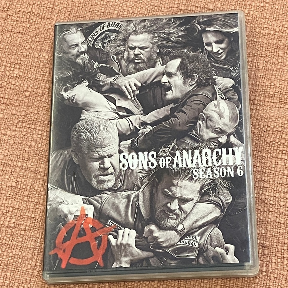 Sons of Anarchy Season 6 DVD set
